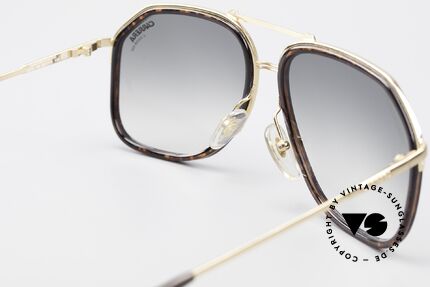 Carrera 5370 Classic Vintage Sunglasses, Carrera C-Vision 400 lenses (100% UV protection), Made for Men