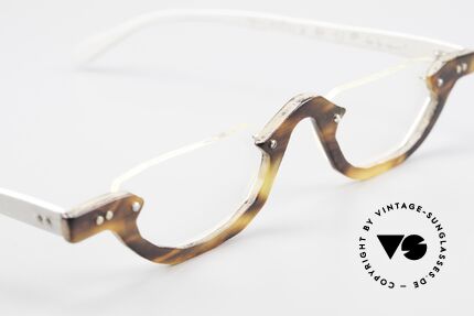 Theo Belgium Eye-Witness AE17 Crazy Reading Glasses Titanium, these specs were apparently unfinished & asymmetrical, Made for Men and Women