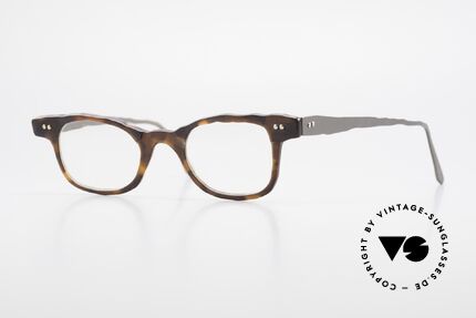 Theo Belgium Eye-Witness Avant-Garde Titanium Glasses Details