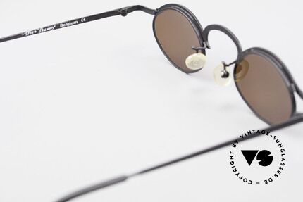Theo Belgium Fecourf Oval Designer Sunglasses 90s, so to speak: vintage sunglasses with representativeness, Made for Men and Women
