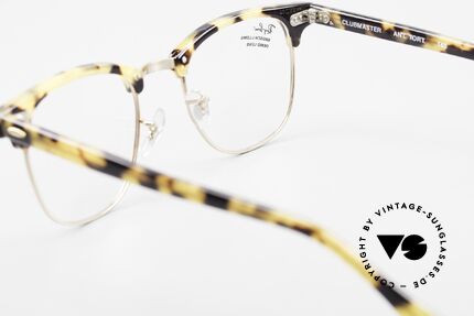 Ray Ban Clubmaster Limited Edition Frame USA B&L, Size: medium, Made for Men and Women Ray Ban Clubmaster Limited Edition Frame USA B&L, Size: medium, Made for Men and Women