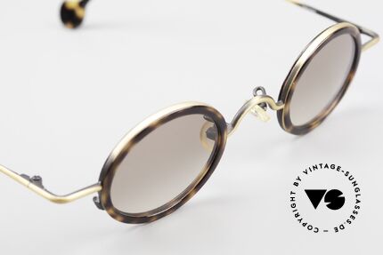 L.A. Eyeworks LINK 143 Oval Round Sunglasses 1994, unworn (like all our VINTAGE L.A.E. designer-sunglasses), Made for Men and Women
