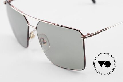 Ferrari F46 Ferrari Formula 1 Sunglasses, never worn (like all our vintage 90's Ferrari specs), Made for Men