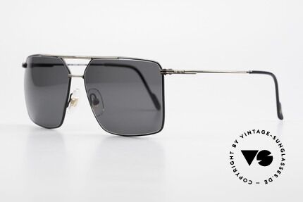Ferrari F46 Retro Sunglasses Old Vintage, high-class frame finish: classic with black & gold, Made for Men