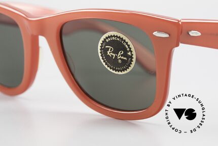 Ray Ban Wayfarer I Old Original 80's USA Wayfarer, rare red U.S.A. frame with B&L lenses in size 5024, Made for Men and Women