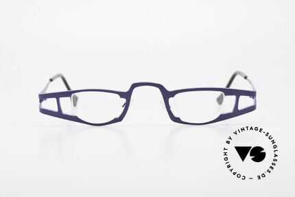 Theo Belgium Eye-Witness KO Pure Titanium Reading Specs, founded in 1989 as 'opposite pole' to the 'mainstream', Made for Women