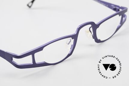 Theo Belgium Eye-Witness KO Pure Titanium Reading Specs, these specs were apparently unfinished & asymmetrical, Made for Women
