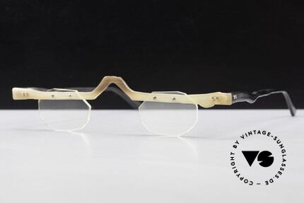Theo Belgium Eye-Witness ACR Avant-Garde Reading Horn Frame, this is the Special Edition: frame front is made of horn, Made for Men and Women