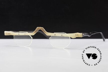 Theo Belgium Eye-Witness ACR Avant-Garde Reading Horn, this is the Special Edition: frame front is made of horn, Made for Men and Women