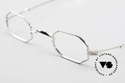 Lunor I 01 Telescopic Extendable Octagonal Frame, as well as for the brilliant telescopic / extendable arms, Made for Men and Women