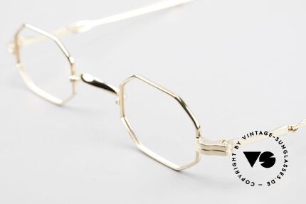 Lunor I 01 Telescopic Octagonal Frame Gold Plated, as well as for the brilliant telescopic / extendable arms, Made for Men and Women