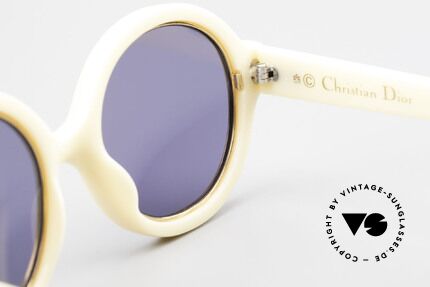 Christian Dior 2446 Round Ladies 80's Sunglasses, NO retro sunglasses, but an app. 35 years old unicum, Made for Women