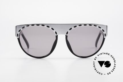 Christian Dior 2437 Ladies 80's Sunglasses Vintage, massive design (eye-catcher) in timeless classic black, Made for Women