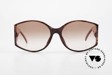 Christian Dior 2435 Designer 80's Sunglasses Ladies, synthetic Optyl frame with ostentatious temples, Made for Women