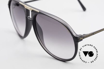 Carrera 5595 80's Shades Extra Sun Lenses, 2 sets of lenses: 1x gray-gradient & 1x mirrored, Made for Men