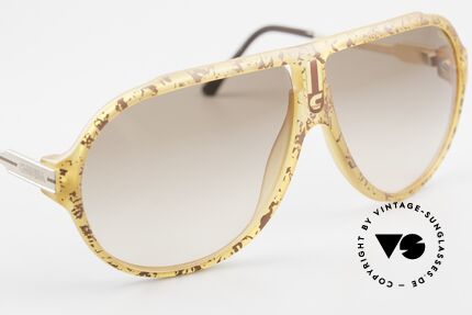 Carrera 5565 Old 1980's Sunglasses Vintage, unique frame pattern (honey-brown SPLINTER EFFECT), Made for Men and Women
