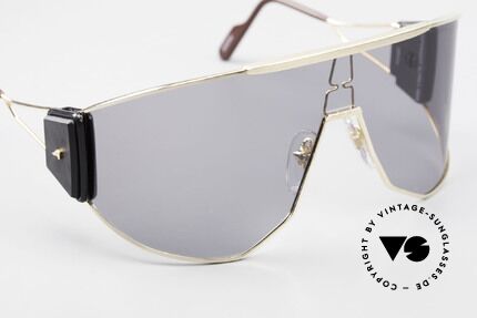 Alpina Goldwing 2nd hand Celebrity Sunglasses, but still very popular, extremely rare and well wearable, Made for Men and Women