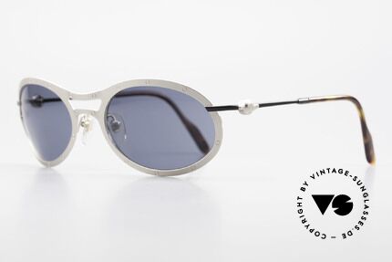 Aston Martin AM33 Sporty Men's Sunglasses 90's, sporty and elegant classic: James Bond 'gentlemen style', Made for Men