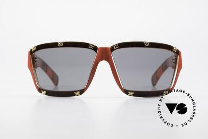 Paloma Picasso 3702 No Retro Sunglasses Ladies, spectacular design meets a brilliant frame pattern, Made for Women