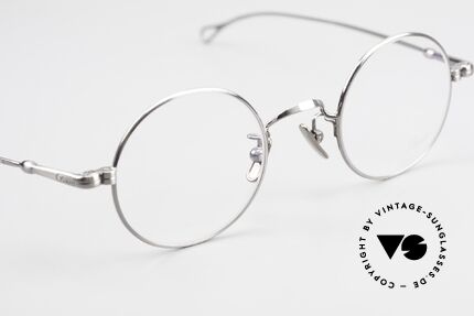 Lunor V 110 Round Lunor Glasses Vintage, from the 2011's collection, but in a well-known quality, Made for Men and Women Lunor V 110 Round Lunor Glasses Vintage, from the 2011's collection, but in a well-known quality, Made for Men and Women