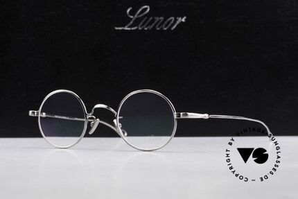 Lunor V 110 Round Lunor Glasses Vintage, Size: medium, Made for Men and Women Lunor V 110 Round Lunor Glasses Vintage, Size: medium, Made for Men and Women