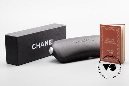 Cartier Dreamer Luxury Frame With Chanel Case, Size: medium, Made for Men and Women