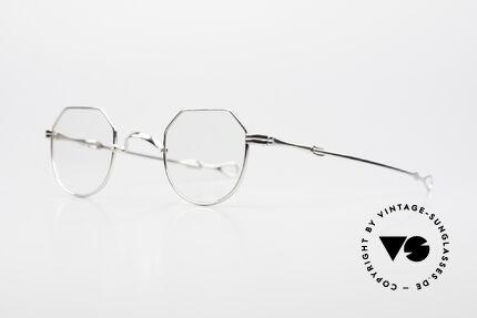 Lunor I 18 Telescopic Telescopic Platinum Frame, this mechanism made the brand Lunor world-famous, Made for Men and Women