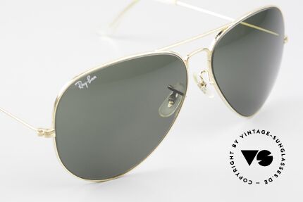 Ray Ban Large Metal II 80's Pilot Sunglasses Aviator, never worn (like all our vintage Ray Ban eyewear), Made for Men