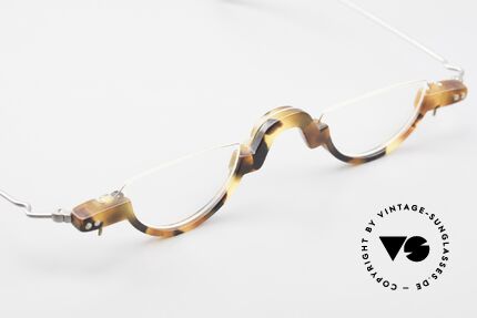 MDG Bauhaus 5010 Minimalist Reading Glasses 90s, unworn (like all our vintage Bauhaus style eyeglasses), Made for Men