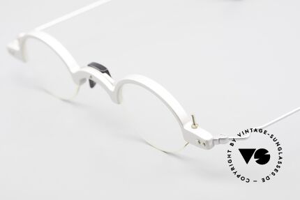 MDG Bauhaus 5001 Puristic Architect's Frame Oval, "avant-garde" design for individualists and art lovers, Made for Men and Women