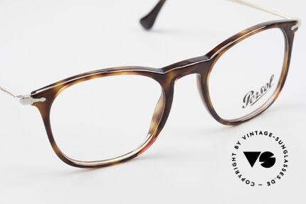Persol 3124 Classic Timeless Unisex Frame, reissue of the old vintage Persol RATTI models, Made for Men and Women