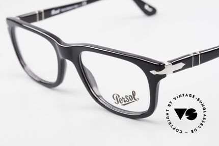 Persol 3029 Striking Persol Glasses Unisex, DEMOS can be replaced with lenses of any kind, Made for Men and Women