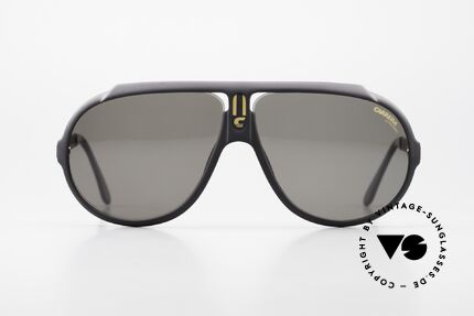 Carrera 5512 Most Wanted Carrera 5512, famous movie sunglasses from 1984 (a true legend !!!), Made for Men