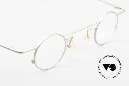 ProDesign 4021 Titanium Frame Bauhaus Style, an unworn masterpiece with original DEMO lenses, Made for Men and Women