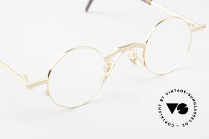 Christian Roth 2502 Round 90's Frame Bauhaus Style, an unworn masterpiece with original DEMO lenses, Made for Men and Women