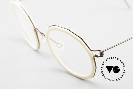 Lindberg Mette Air Titan Rim Ladies Glasses Geometrical, striking refined Air Titan frame with Acetate inner rim, Made for Women