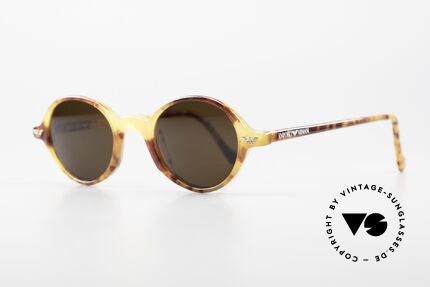 Giorgio Armani EA518 Extra Small Vintage Sunglasses, interesting 'amber' frame pattern; in size 43-20, Made for Men and Women
