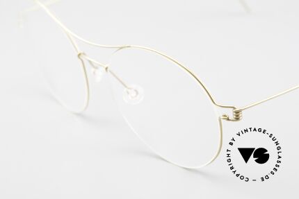 Lindberg Victoria Air Titan Rim Ladies Specs Oversized XL, extremely strong, resilient and flexible (and 3g only!), Made for Women