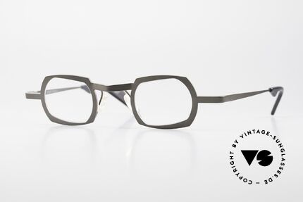 Theo Belgium Palm Beach Women & Men Titanium Glasses Details
