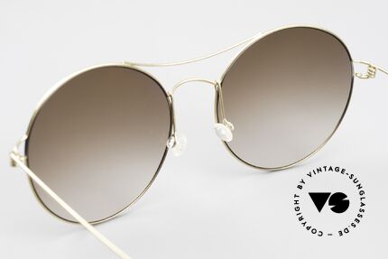 Lindberg Victoria Air Titan Rim Ladies Shades Zeiss Sun Lenses, terrific frame design in dulled gold (Lindberg col. PGT), Made for Women