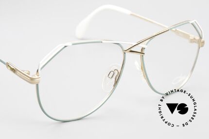 Cazal 229 West Germany Vintage Brille, never worn (like all our vintage frames by Cazal), Made for Women