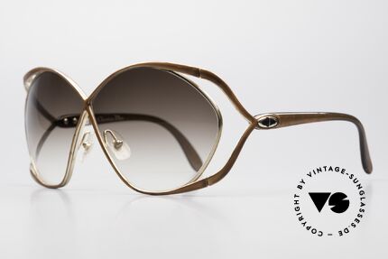 Christian Dior 2056 Ladies Vintage Sunglasses 80's, famous 'butterfly-design' with huge gradient lenses, Made for Women Christian Dior 2056 Ladies Vintage Sunglasses 80's, famous 'butterfly-design' with huge gradient lenses, Made for Women