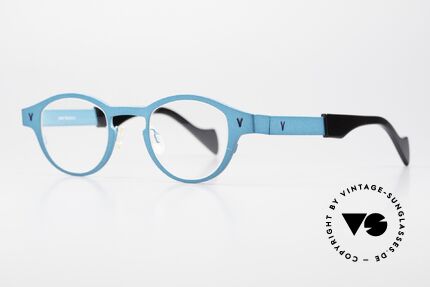 Theo Belgium Seventeen Titanium Frame Ladies & Gents, avant-garde eyeglasses for ladies and gentlemen, Made for Men and Women