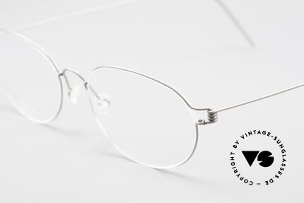 Lindberg Orion Air Titan Rim Oval Titanium Frame Unisex, extremely strong, resilient and flexible (and 3g only!), Made for Men and Women