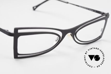 Theo Belgium Eye-Witness KC Ladies Glasses Pure Titanium, the DEMO lenses should be replaced with optical lenses, Made for Women