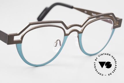 Theo Belgium Percé Panto Designer Specs Titanium, unworn (like all our rare vintage eyewear by THEO), Made for Men and Women
