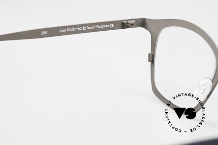Theo Belgium Mille 62 Frame Like A Honeycomb, 143mm frame width: rather a LARGE size; unisex, Made for Men and Women