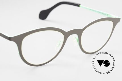 Theo Belgium Mille 21 Women's Eyeglass-Frame Metal, unworn; like all our vintage Theo eyewear specs, Made for Women