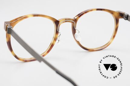 Lindberg 1032 Acetanium Classic Designer Eyeglass-Frame, unworn designer piece with an original Lindberg case, Made for Men and Women