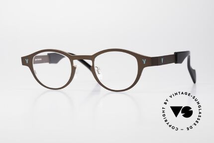 Theo Belgium Seventeen Ladies & Gents Specs Titan Details